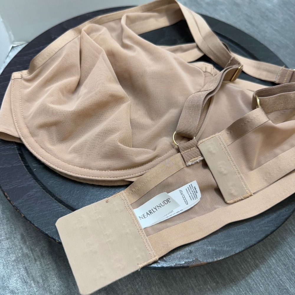 Nearly Nude Beige Mesh Unlined Underwire Bra 42DDD Style RN70003 Tan‎ Support